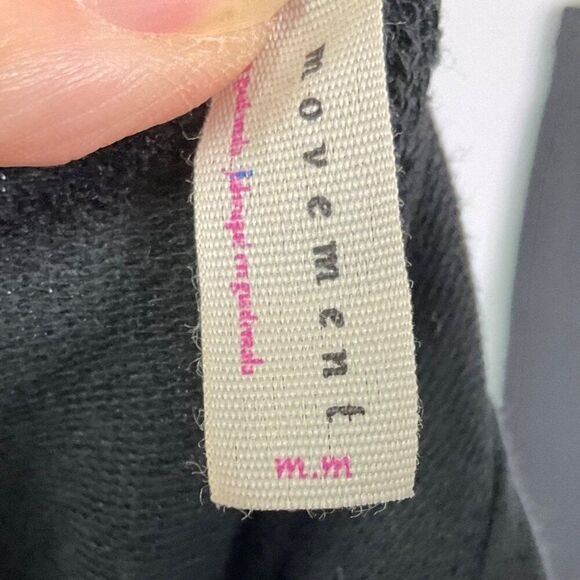 NWT Free People Movement Sunny Set Black Cropped Long Sleeve Top & Shorts Medium - Picture 11 of 16